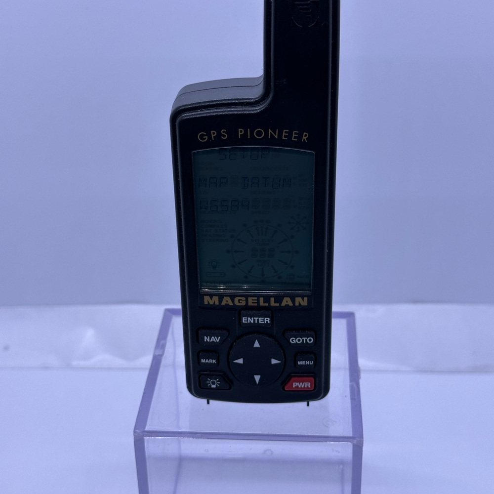 Magellan Outdoors Black GPS Pioneer works great